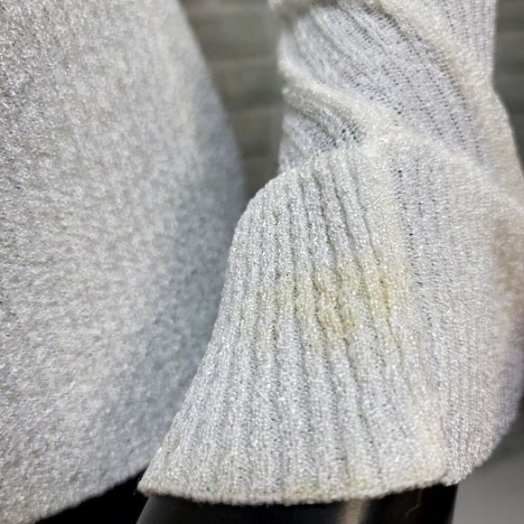 Vintage 70s Marbella Knits California Off White Ribbed Flutter Vneck Knit Top - Picture 4 of 7